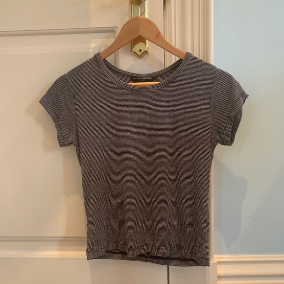 Brandy Melville Striped Tee - Picture 1 of 2